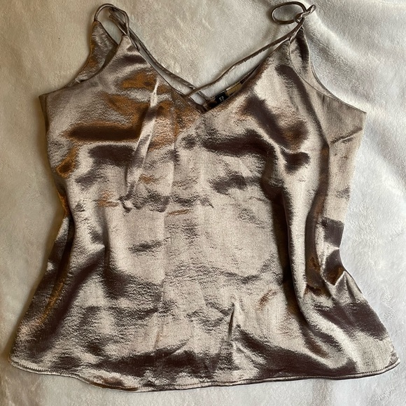 divided silk party top - Picture 3 of 3